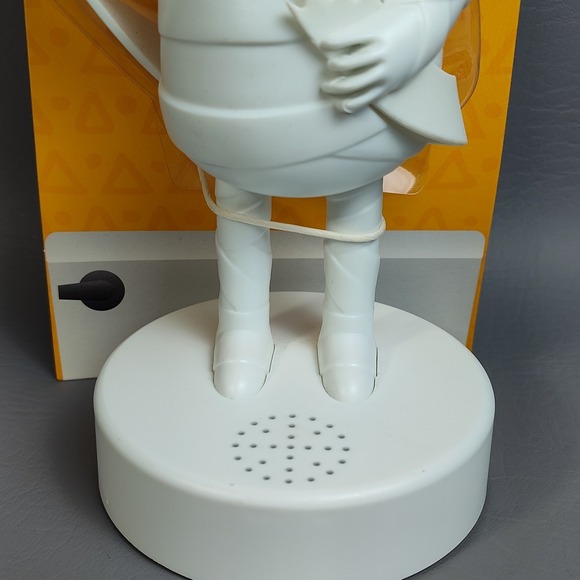 Hallmark Jokin In The John Motion Activated Talking Toilet Paper Mummy Halloween - Picture 3 of 11